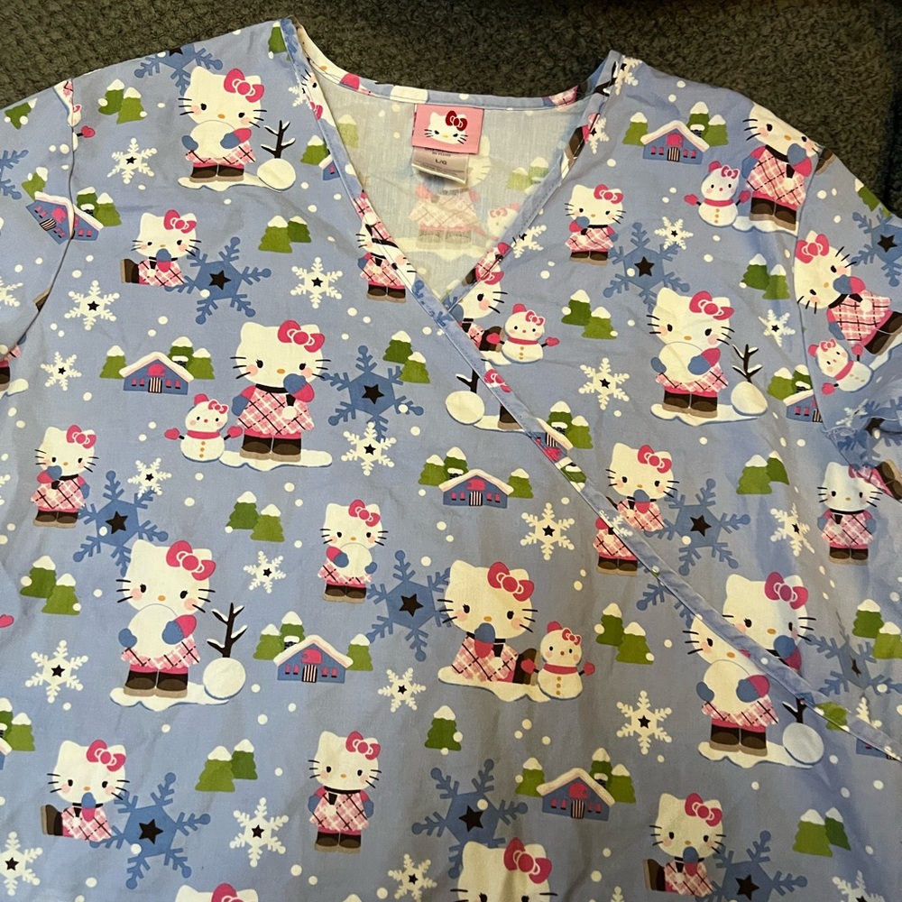 Hello kitty scrub Top L